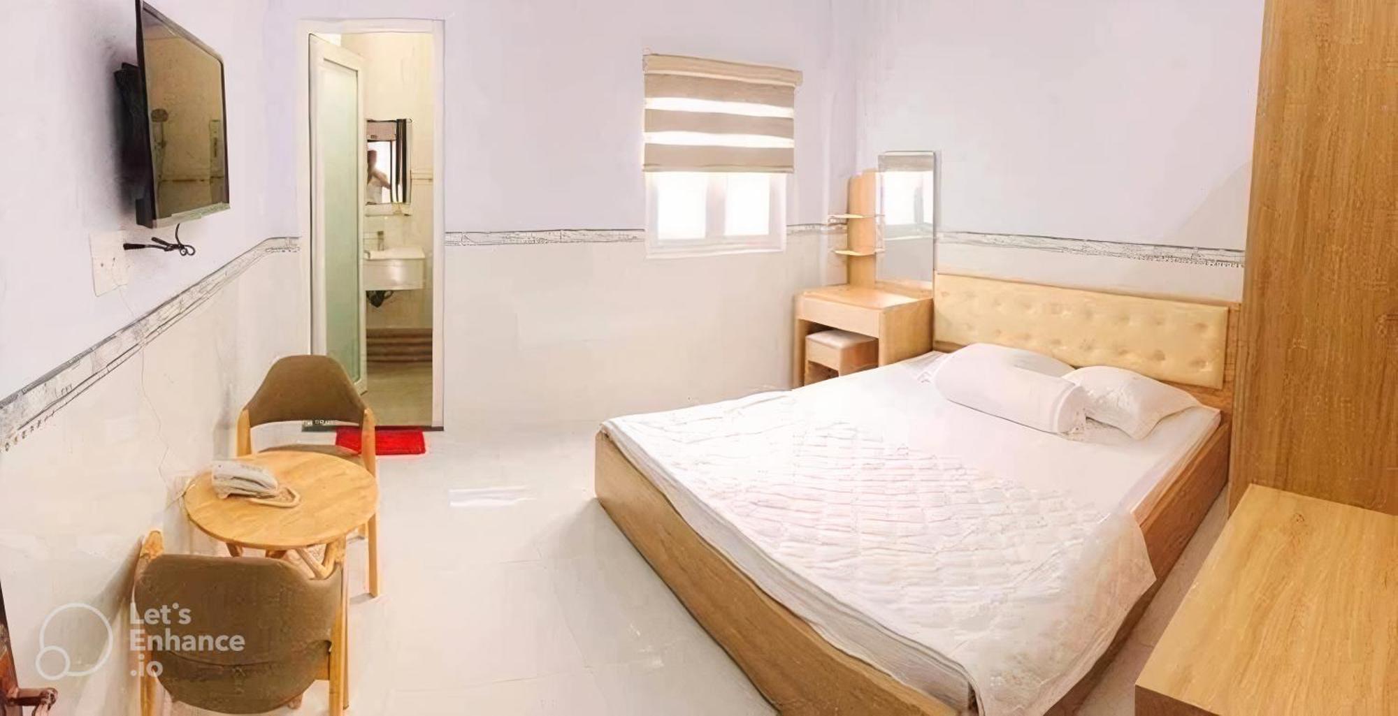 Thuy Trang Hotel Bandar Ho Chi Minh Luaran gambar